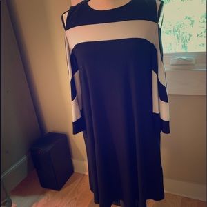 Cold shoulder flounce dress